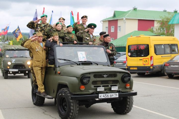 Новошешминцы празднуют 80-летие Великой Победы (фоторепортаж)