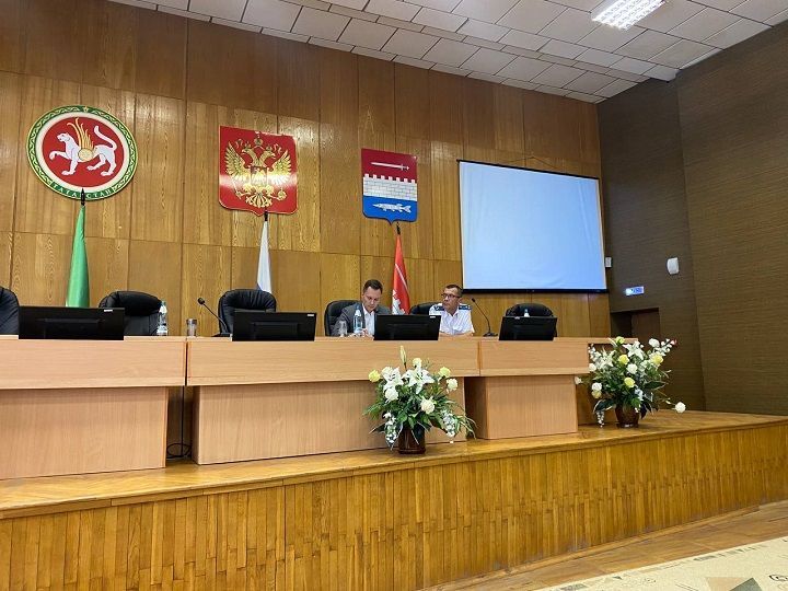 На заседании комиссии по противодействию коррупции рассмотрены актуальные вопросы