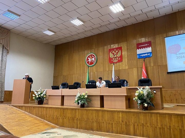 Обсуждены вопросы финансово- хозяйственной деятельности сельских поселений района