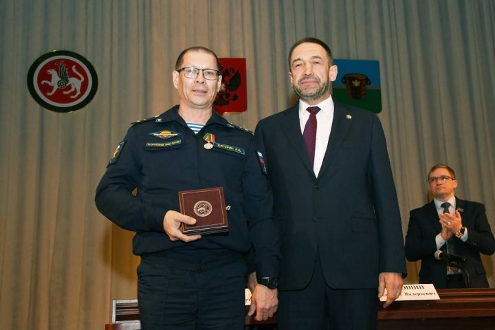 Врач из Новошешминской ЦРБ удостоен высокой награды