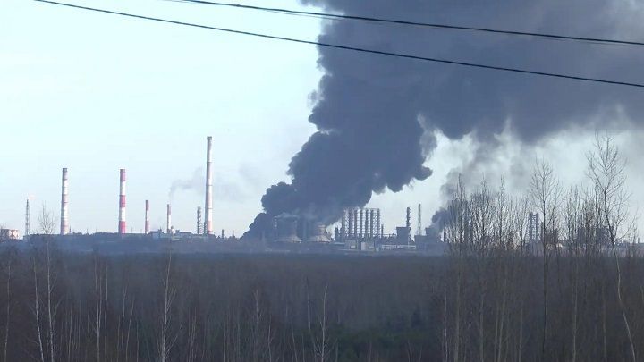 В Нижнекамске объявили трёхдневный траур после пожара на «Нижнекамскнефтехиме»