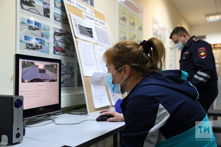Правительство изменило правила сдачи экзаменов на права