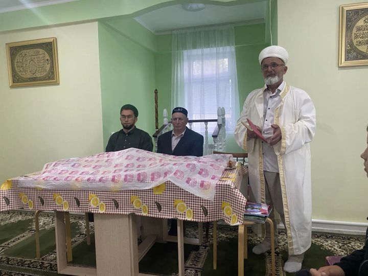Сөлчә Баш авылында күркәм традицияләрне дәвам итеп, Корбан ашы үткәрелде