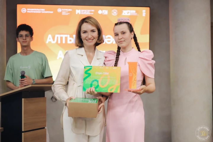Фирүзә Ибраһимова - «Алтын каләм» бәйгесенен гран-при иясе!