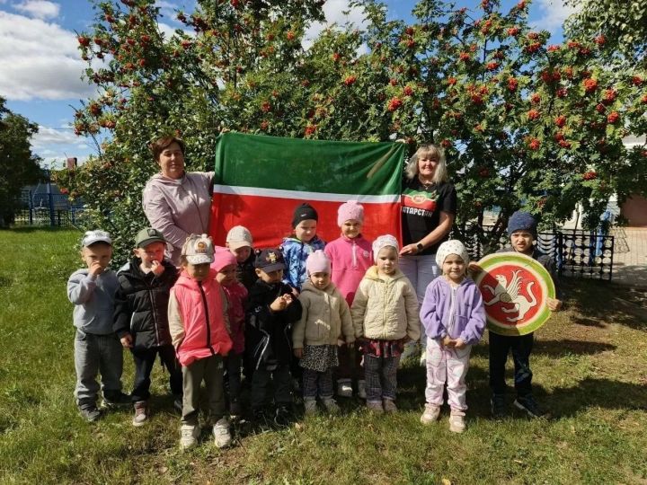 Дошколята открыли Волшебный мир Татарстана
