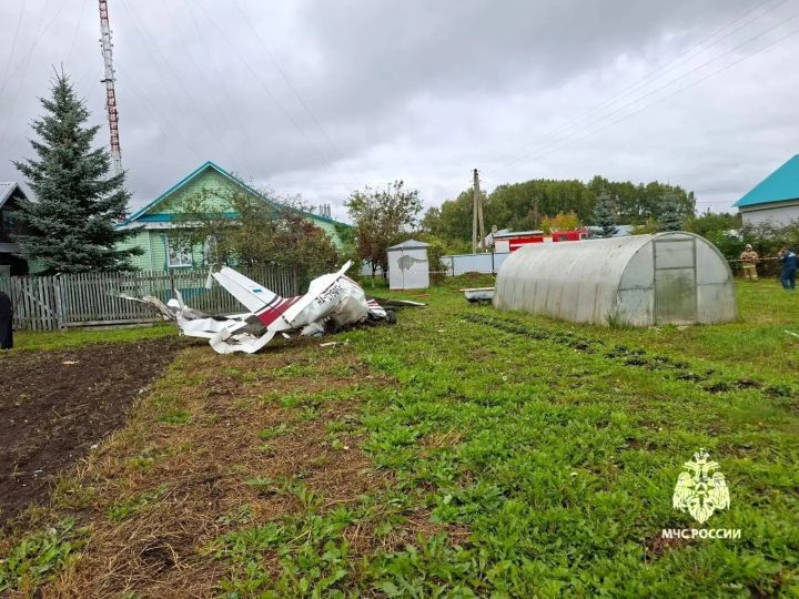 В результате падения самолёта в Сабинском районе погибли два человека