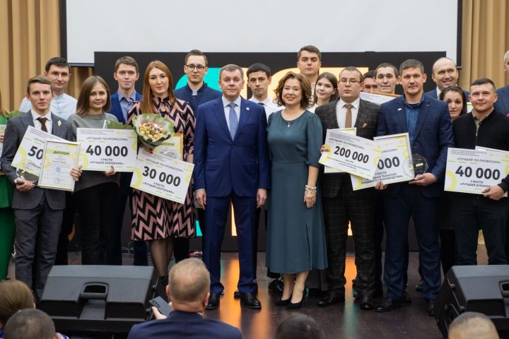 Сельская молодёжь Татарстана участвует в семи конкурсах с призовым фондом более 2 млн рублей