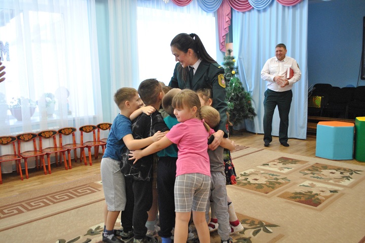 Экологическое занятие для детсадовцев провели экологи в Новошешминске