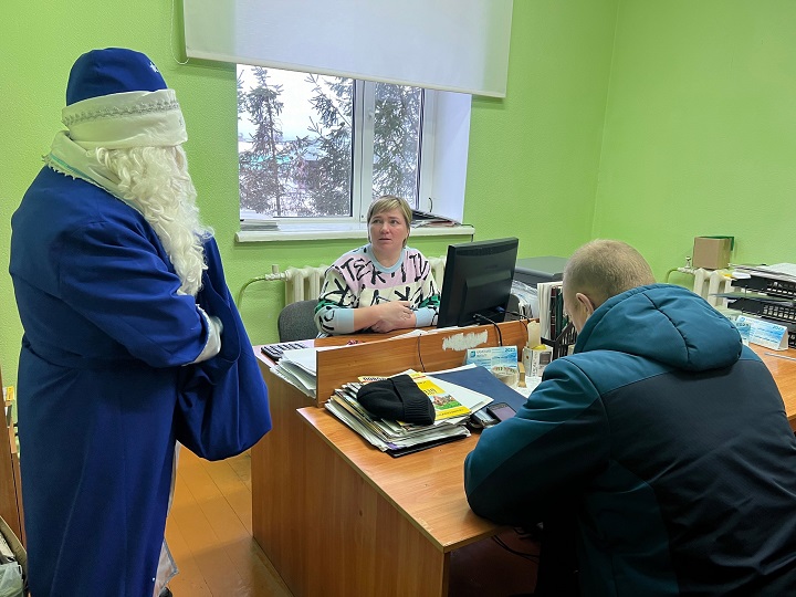 С рождеством и новым годом животноводов «Закрома» поздравили культработники Черемуховского СДК