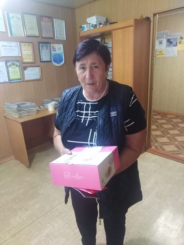 26 июльдә «Яңа Чишмә хәбәрләре» газетасы редакциясендә 2024 елның 2 яртыеллыгына язылучылар арасында призлар уйнатылды.