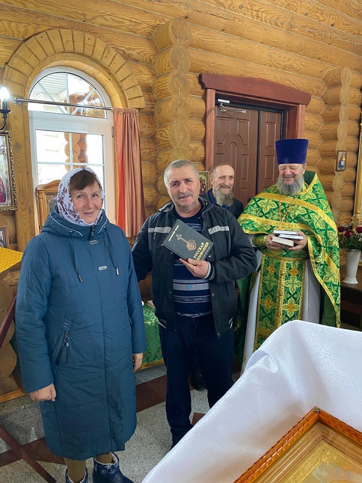 В Слободе Волчья  Православная Церковь чтит память святых бессребреников и чудотворцев Космы и Дамиана.