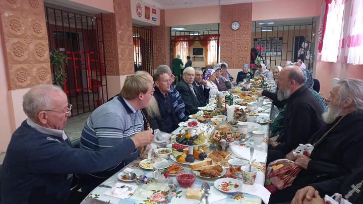 В Слободе Волчья  Православная Церковь чтит память святых бессребреников и чудотворцев Космы и Дамиана.