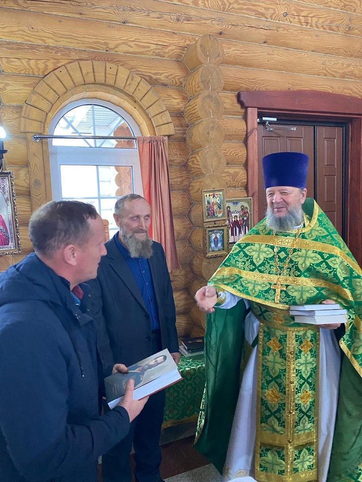 В Слободе Волчья  Православная Церковь чтит память святых бессребреников и чудотворцев Космы и Дамиана.