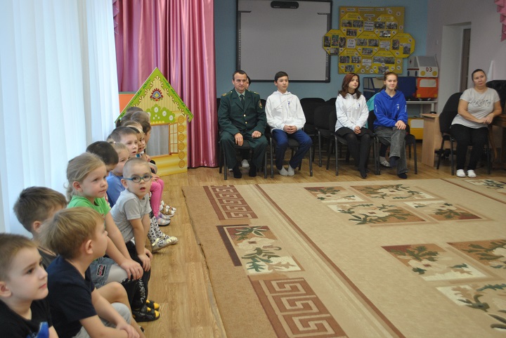 Экологический праздник проведен для детсадовцев и гимназистов