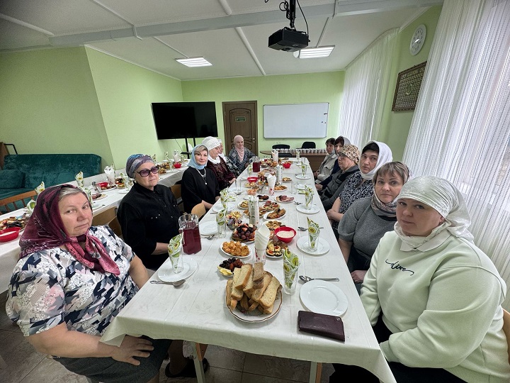 В Новошешминске прошёл поминальный обед памяти Хариса Хусаинова, который скончался 40 дней назад