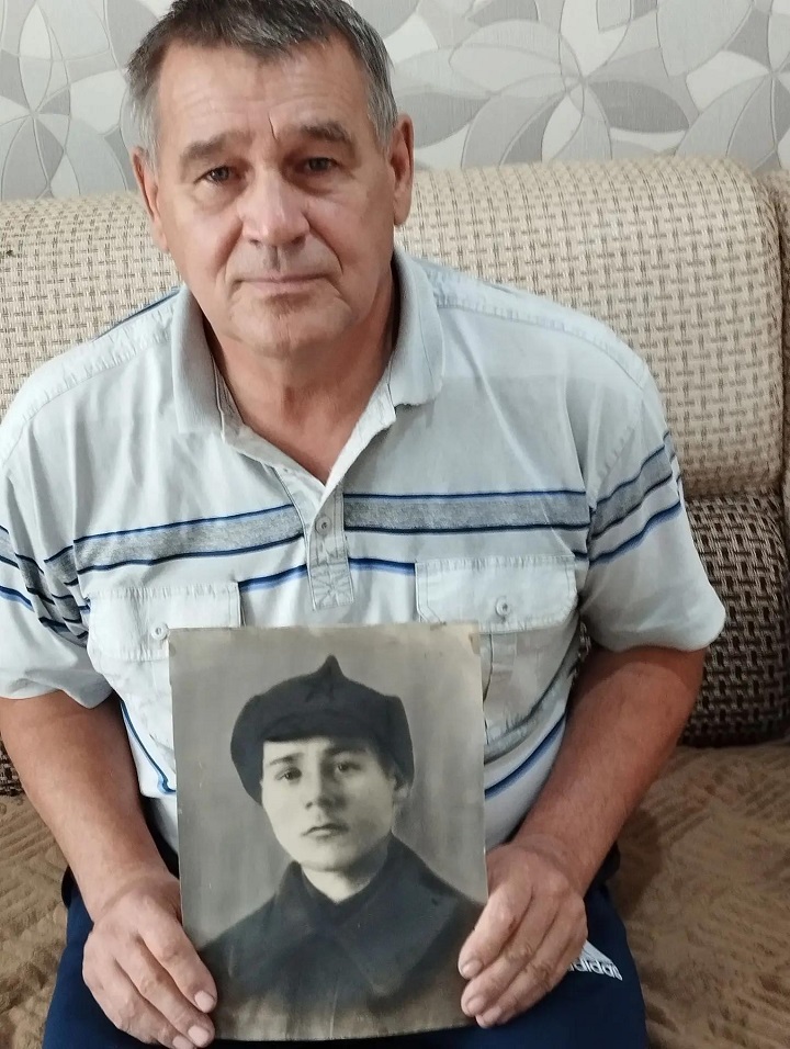 Александр Бирюлев из Новошешминска нашел в списке своего родного дядю Бирюлева Александр Дмитриевича.
