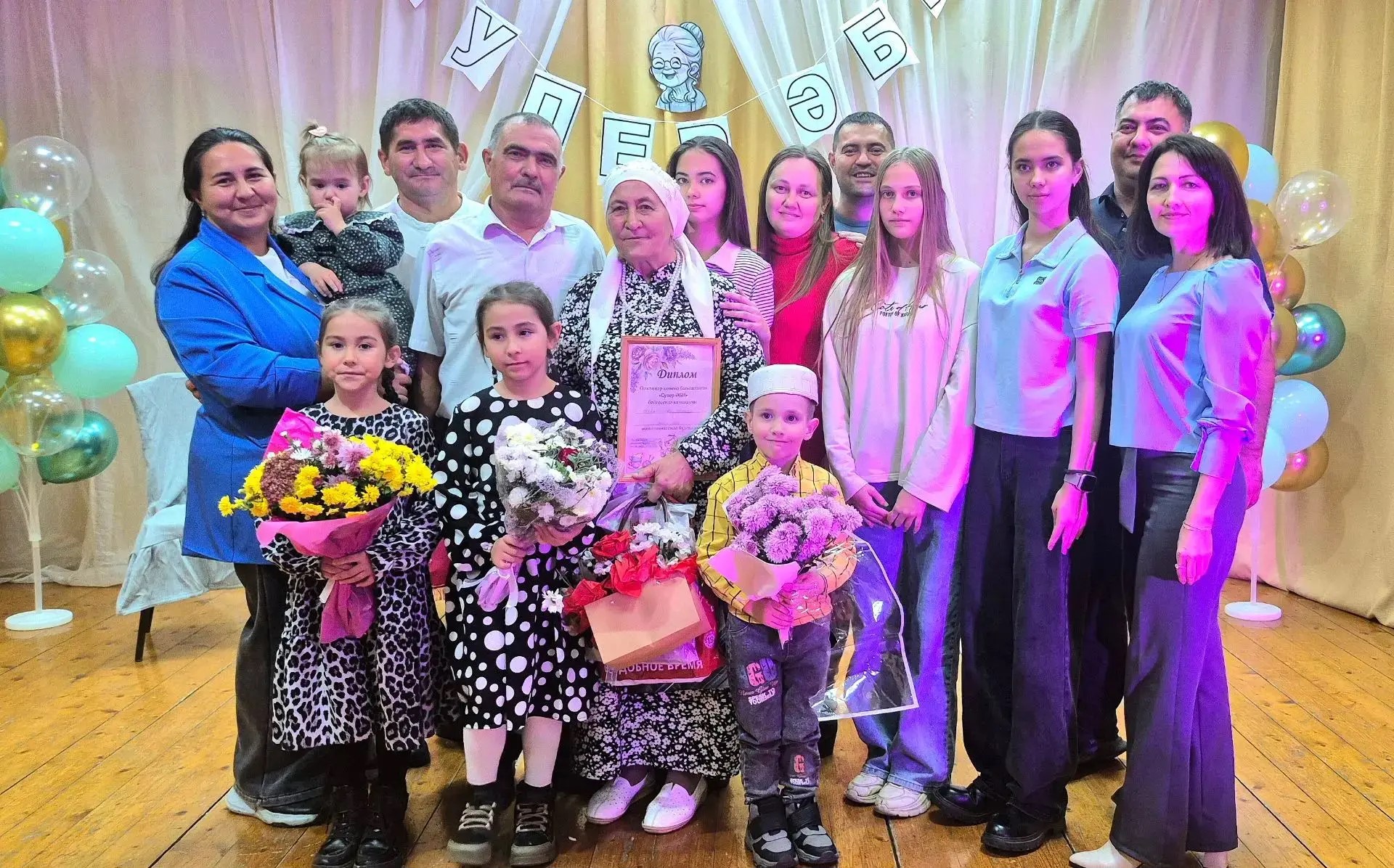 Бүген Чаллы Башы авылында Өлкәннәр көненә багышланган «Супер әби» бәйгесе узды