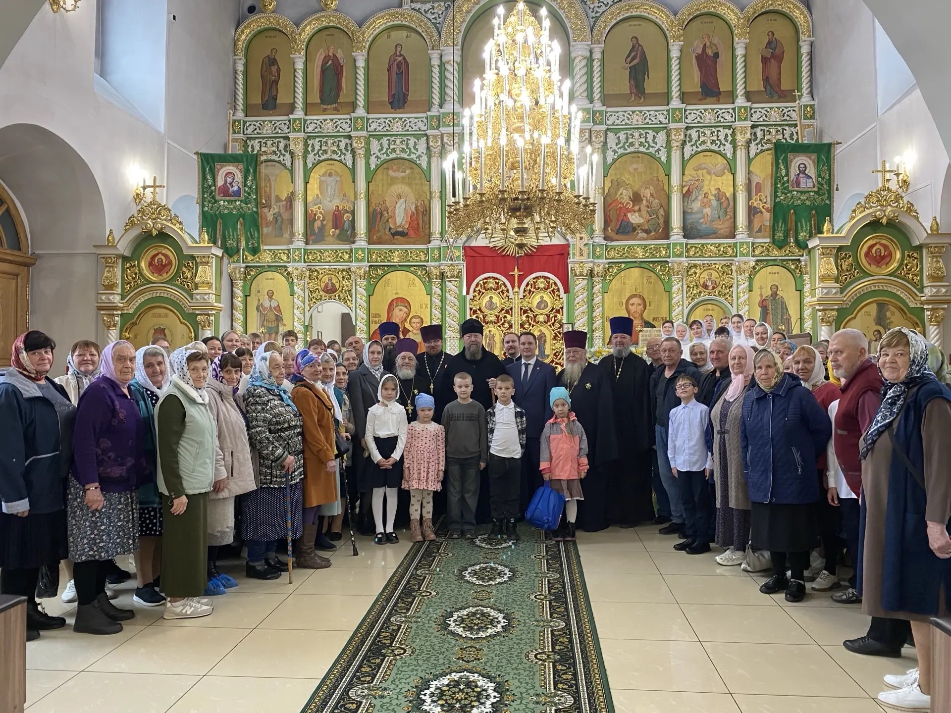 Сегодня Новошешминский район с архипастырским визитом посетил епископ Чистопольский и Нижнекамский Филарет.