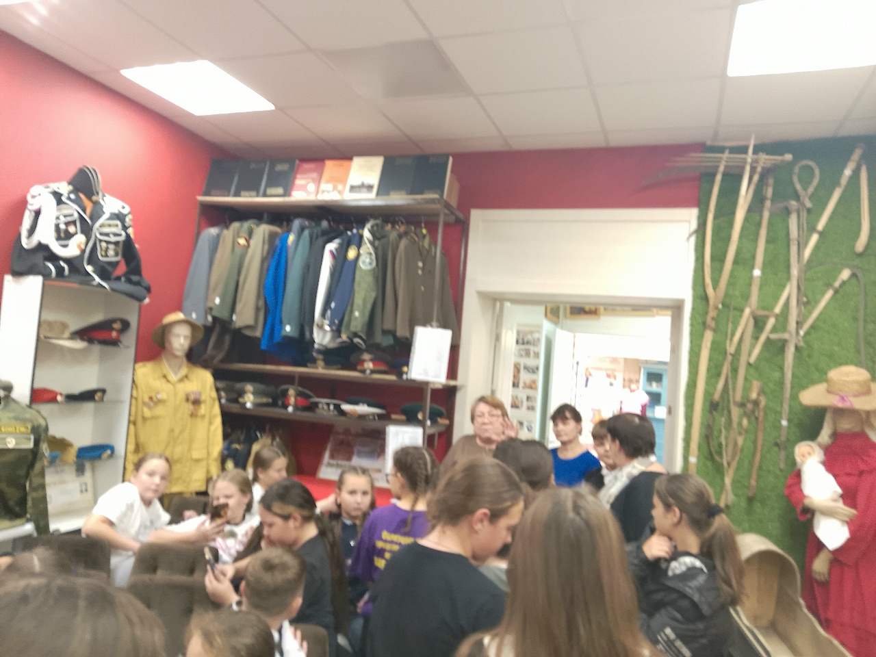 Экскурсия для новошешминских школьников в селе Зиреклы