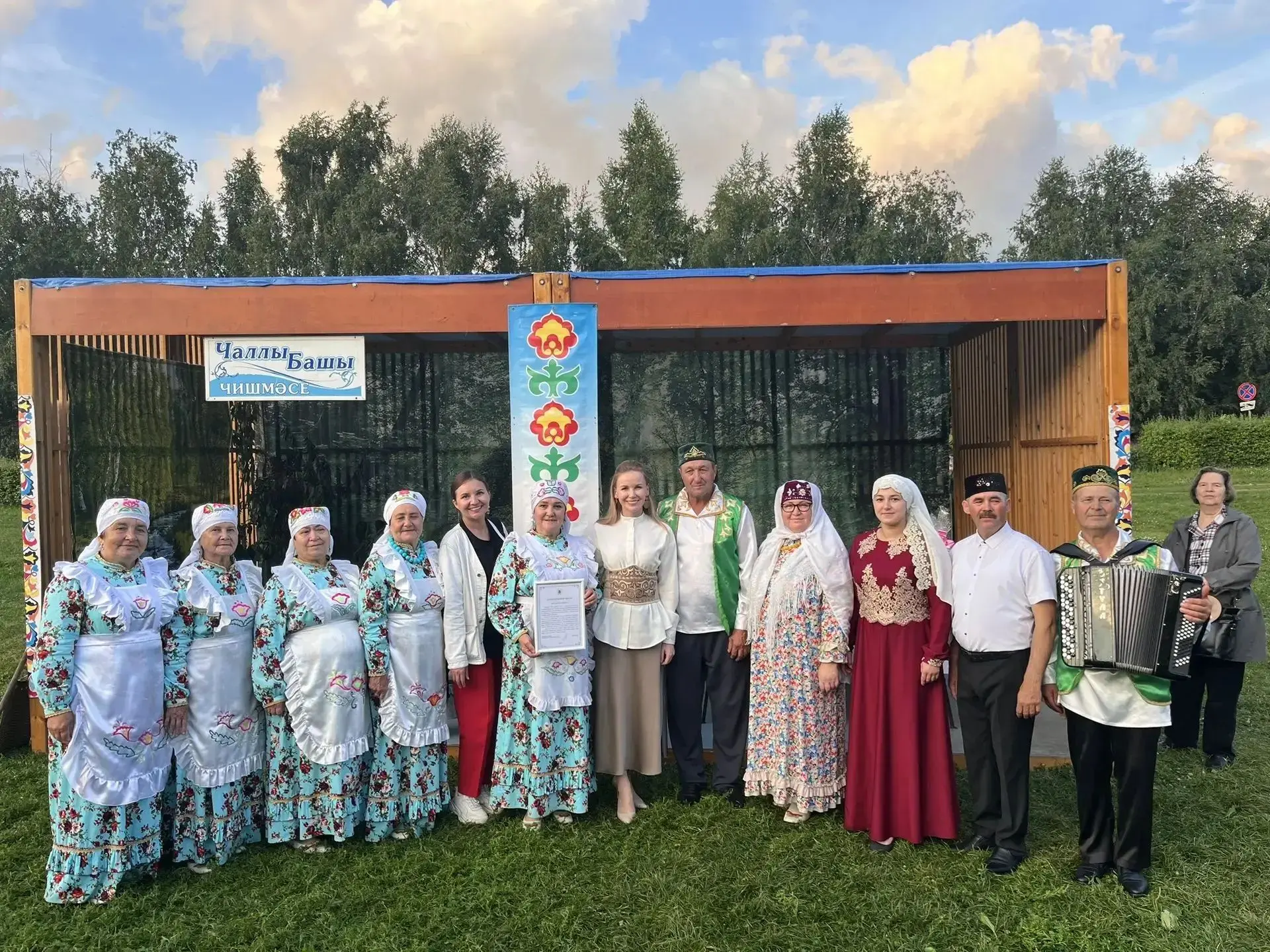 Этот просветительский проект осуществлён Мэрией Казани и Ассамблеей народов Татарстана.