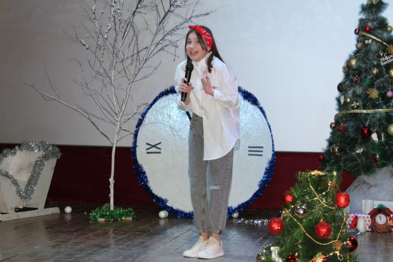 24 декабря в районном доме культуры для детей прошла Елка главы района