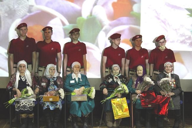 6 марта в Новошешминском РДК прошел праздничный концерт к Международному женскому дню