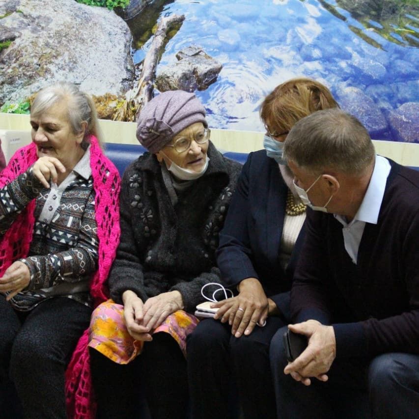 ТР Хезмәт, мәшгульлек һәм социаль яклау министры Эльмира Зарипова эш визиты белән Яңа Чишмә Интернат-йортында булган