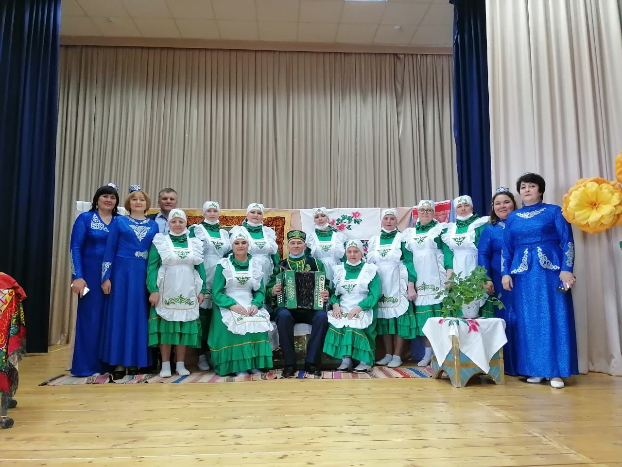 В Акбуринском СДК прошел вечер, посвященный обрядам и праздникам татарского народа «Хәтер бизәге» («Узор памяти»)