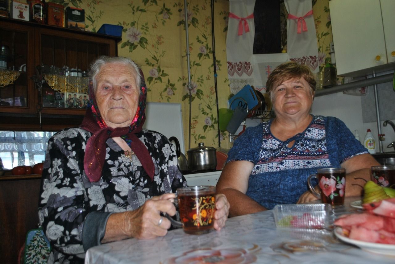 Бүген Әдәмсә авылында гомер итүче Карпова Мария Тимофеевнага 90 яшь тула