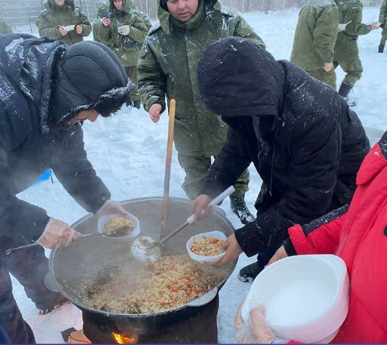 Район делегациясе сугышчыларыбыз янында булган