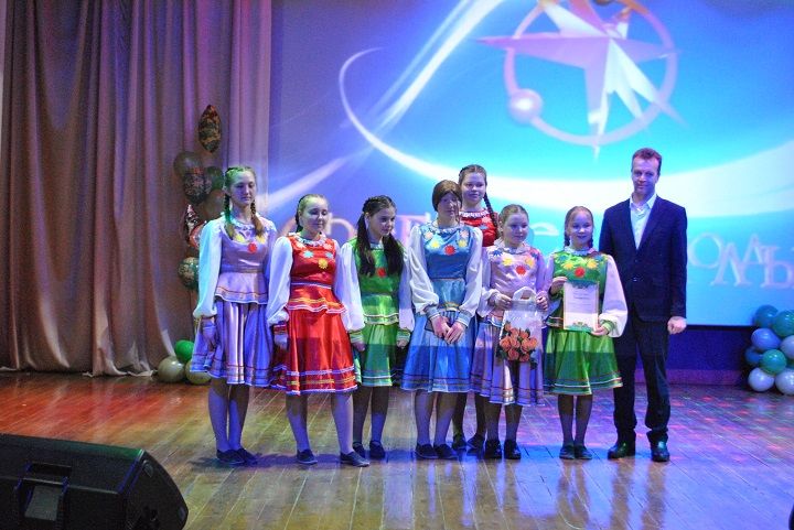 Яңа Чишмәдә «Созвездие - Йолдызлык-2022» фестиваленең район туры җиңүчеләре һәм призерларының гала-концерты булып булды