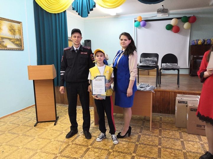Яңа Чишмәдә «Иң яхшы яшь хәрәкәт инспекторлары (ЯХИ) отряды» Республика конкурсының район этабы булып узган