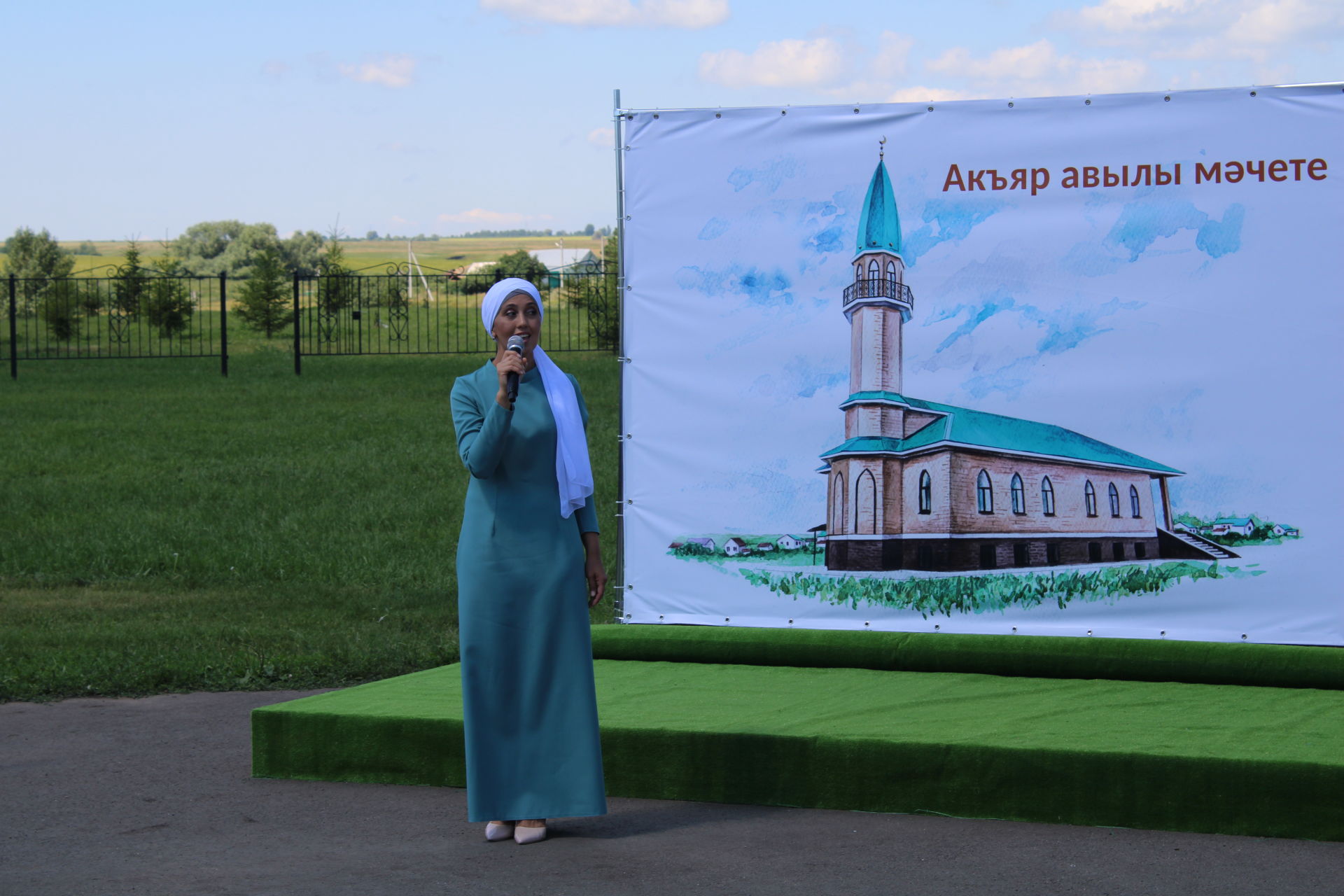 В селе Азеево открылась новая мечеть «Хайдар»