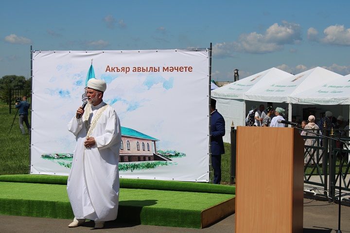 Акъяр авылында "Хәйдәр" мәчете ачылды