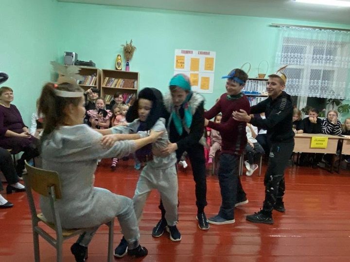 В школах и детсадах Новошешминского района проходят традиционные балы