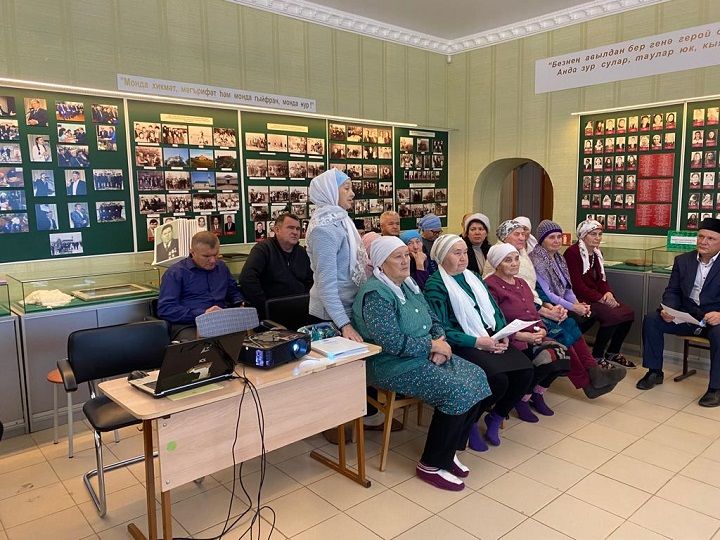 В Акбуре вспоминали жертв политических репрессий