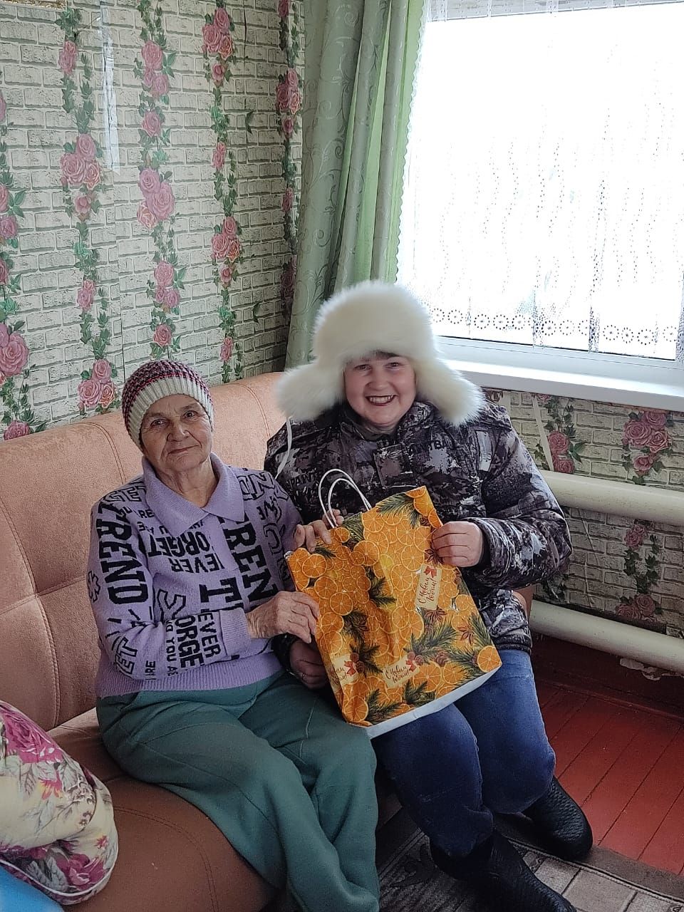 Гостинцы к Новому году раздала жительница Чувашской  Чебоксарки