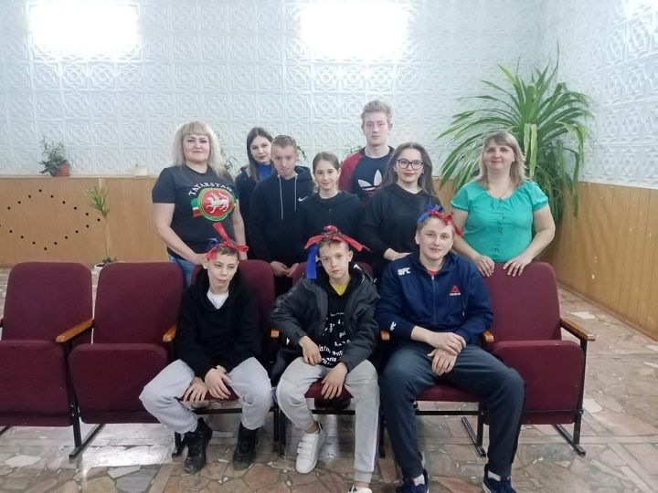 Специалисты Петропавловского СДК провели игровую программу: «Давай пошутим»