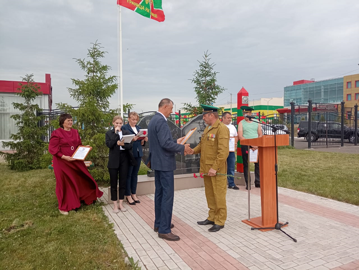 Новошешминск сегодня празднует День пограничника  (фоторепортаж)