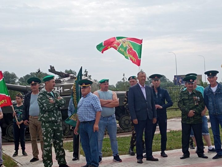 Новошешминск сегодня празднует День пограничника  (фоторепортаж)