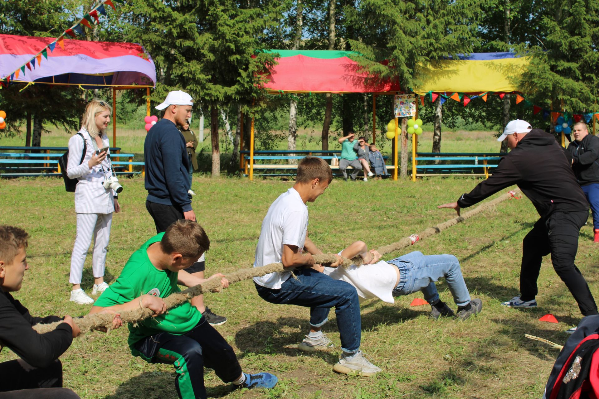 10 июня в Новошешминске прошел Сабантуй (фоторепортаж)