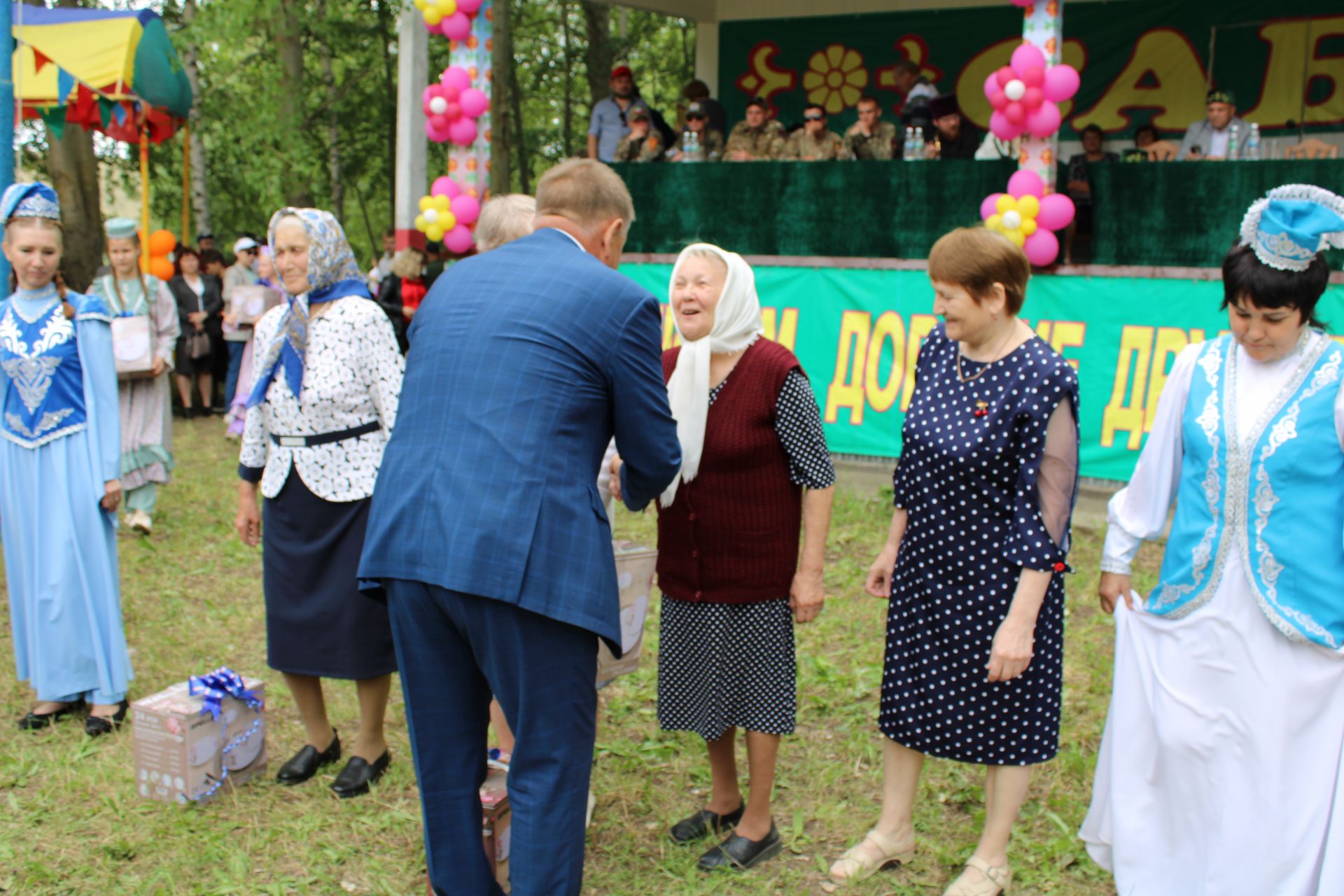 10 июня в Новошешминске прошел Сабантуй (фоторепортаж)