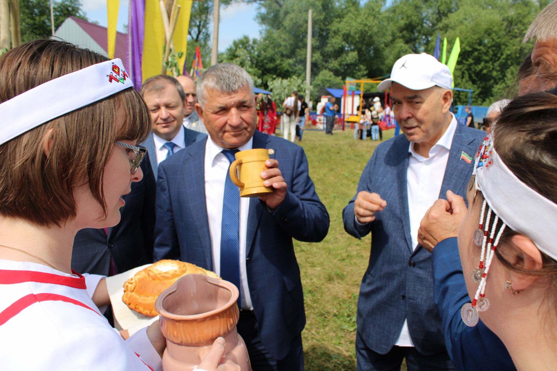 10 июня в Новошешминске прошел Сабантуй (фоторепортаж)