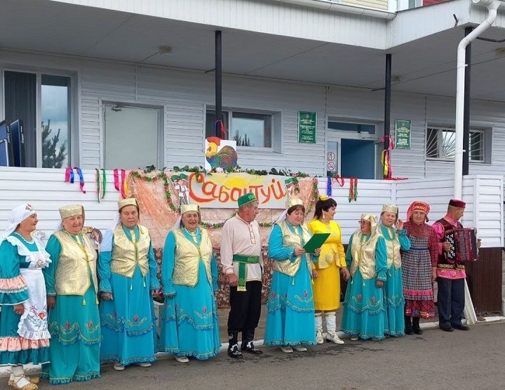 Коллектив «Талир тэнкэ» провел Сабантуй в Новошешминском Доме-интернате