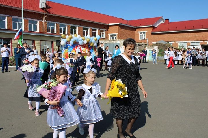 Новошешминская гимназия стартовала в новый учебный год