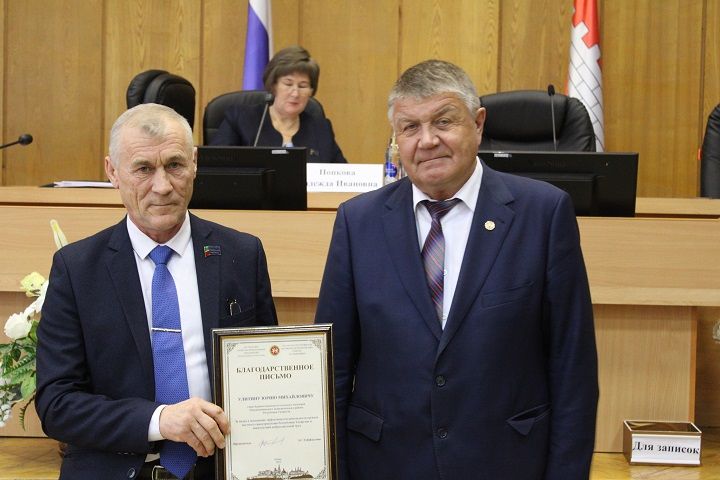 На заседании Совета района чествовали достойных новошешминцев (фоторепортаж)