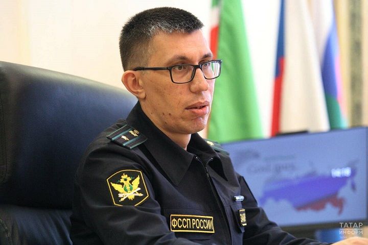 В прямом эфире главный пристав РТ расскажет о новых мерах поддержки участников СВО