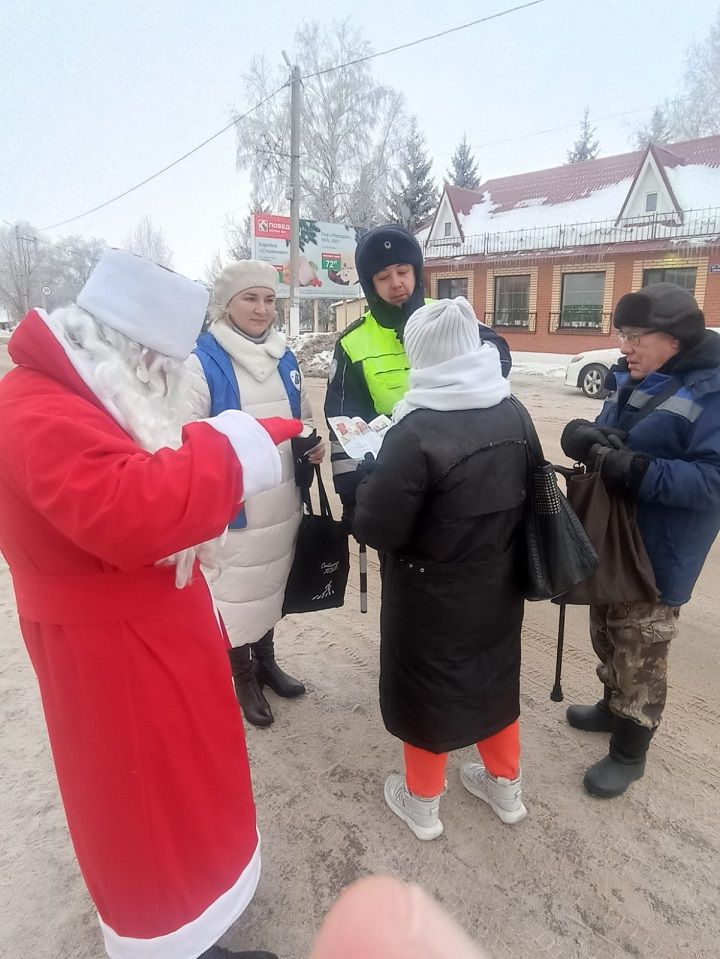 Зимние каникулы в Новошешминске проходят под присмотром Госавтоинспекции