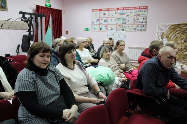 Ленинцы своих позиций не теряют