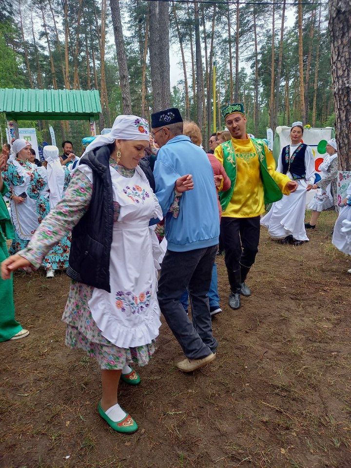 Безнекеләр республика Сабантуенда